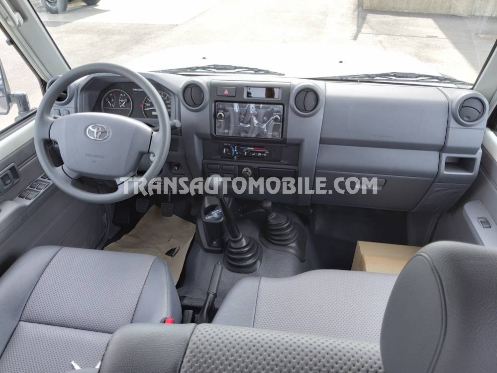 Toyota Land Cruiser 76 Station Wagon hzj 76 POWER Africa Low price! en2203