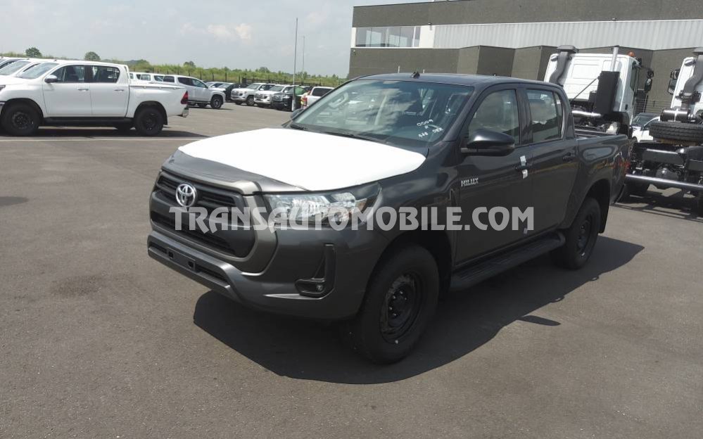 Toyota Hilux / Revo Pick-up double cabin medium 2.4L Turbo Diesel Manual  Pick-up E DECK Africa Low price! en2897